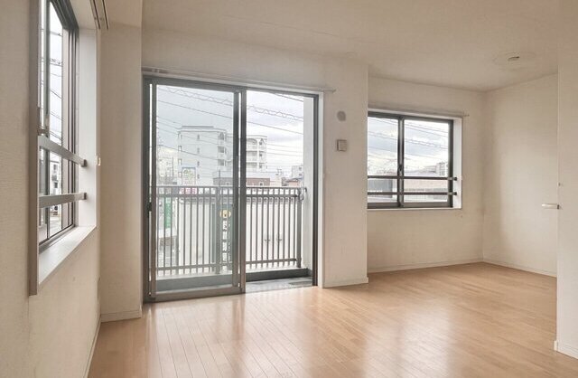 アミューザンテラス麦野B棟のお部屋