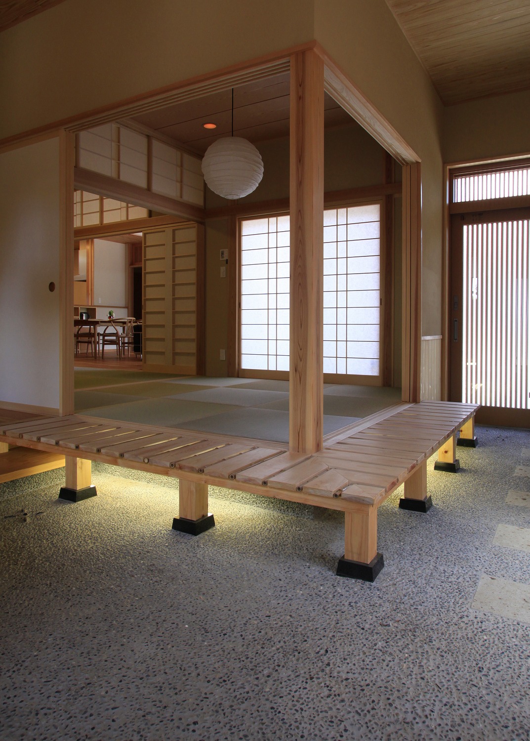 土間玄関の魅力 コラム 専門家プロファイル