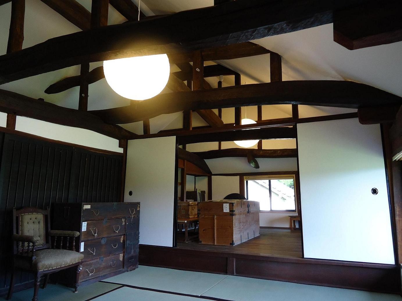 築１００年古民家の梁 写真 専門家プロファイル