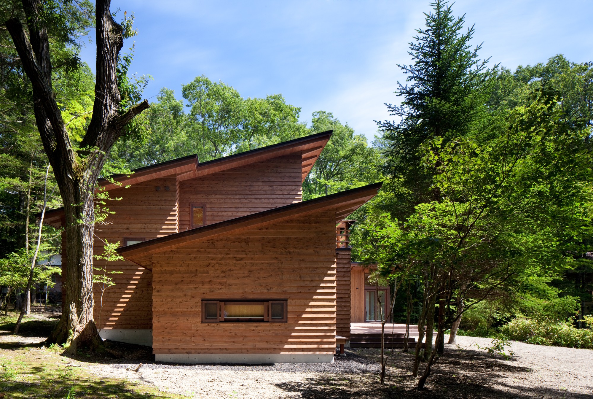 外壁 写真 専門家プロファイル