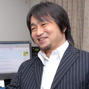 服部 哲也