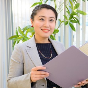 壷井 央子