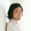 八納 啓造
