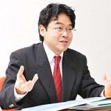 タカミ タカシ