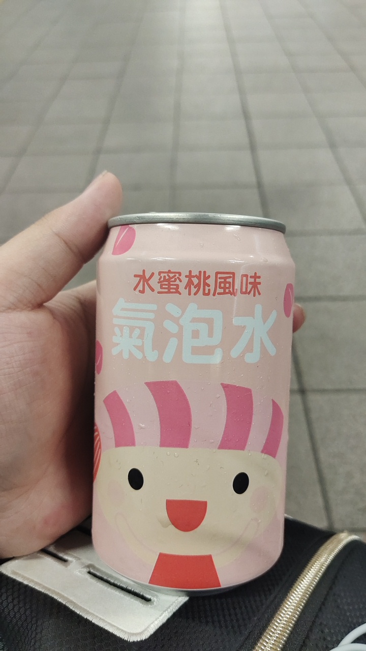 水蜜桃風味氣泡水