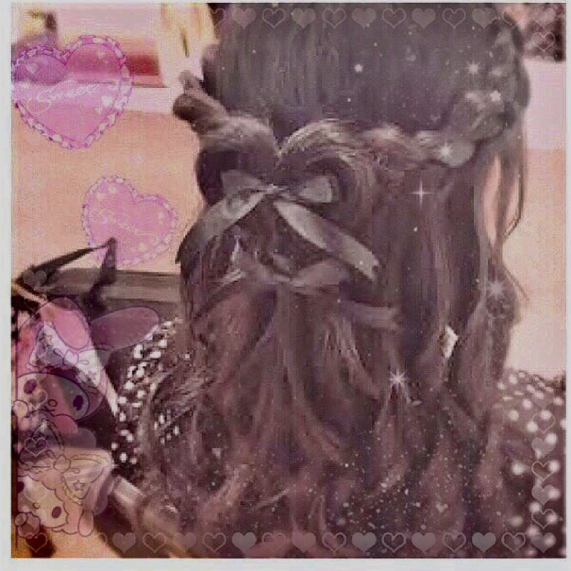 黒髪のヘアメの写真ありますか Ricotta