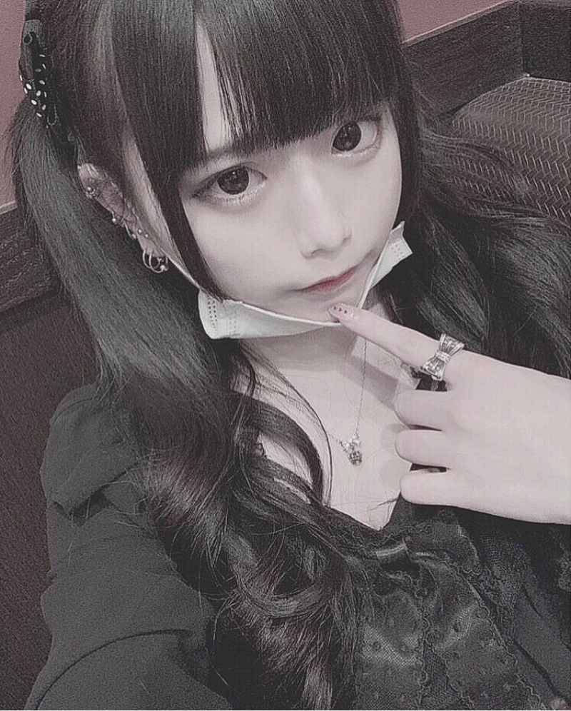 この女の子の名前分かる方いらっしゃ 暗黒微笑です Ricotta