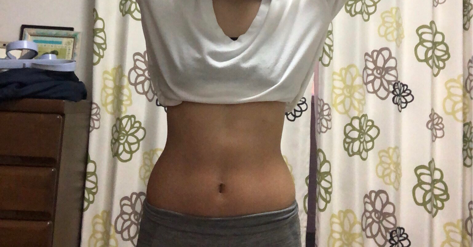 筋トレをして4日目くらいなんですが くびれとか腹筋はついてますでしょうか Ricotta