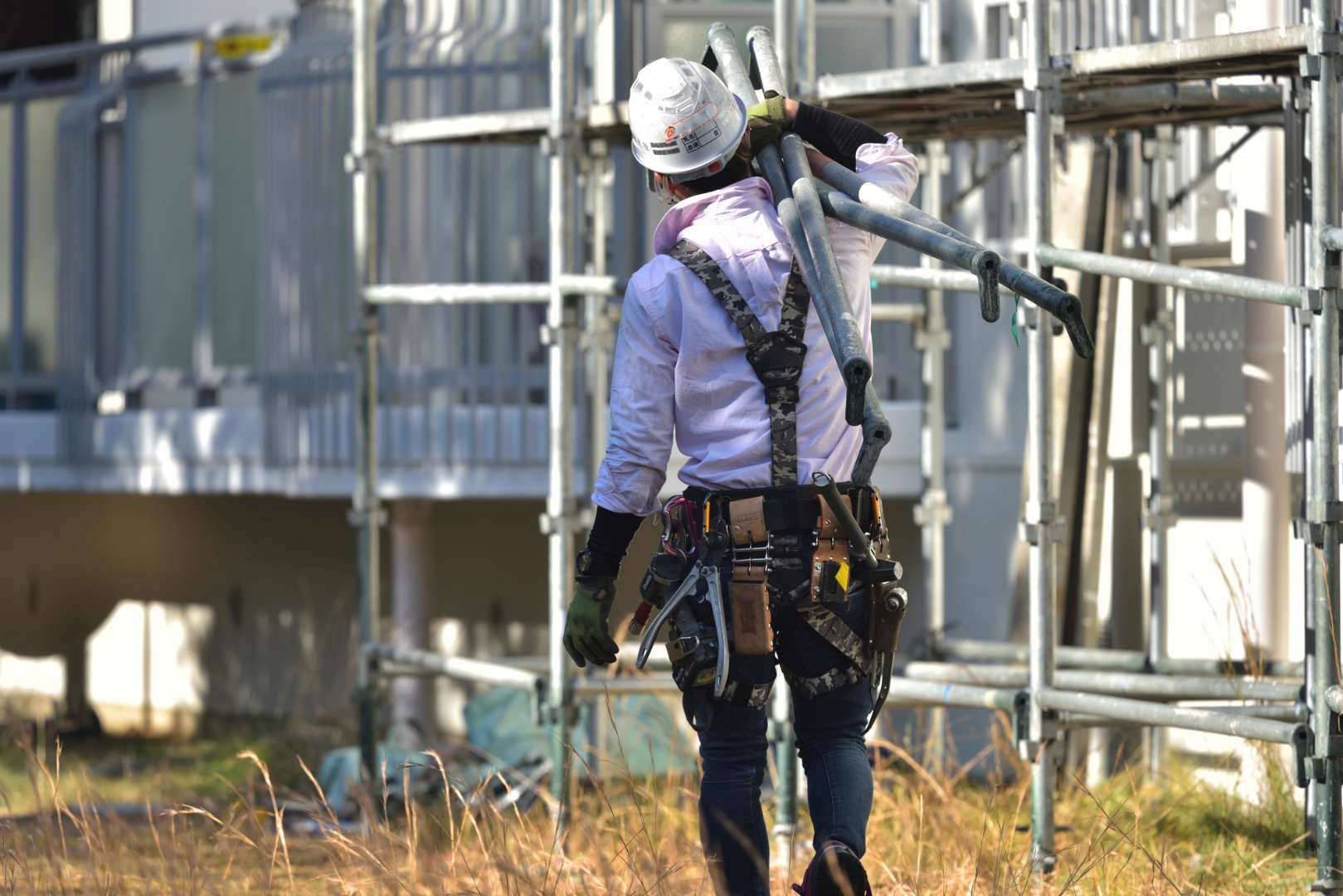 とび職の道具を徹底解説！未経験必見のかっこいい腰道具と鳶服 | 広島
