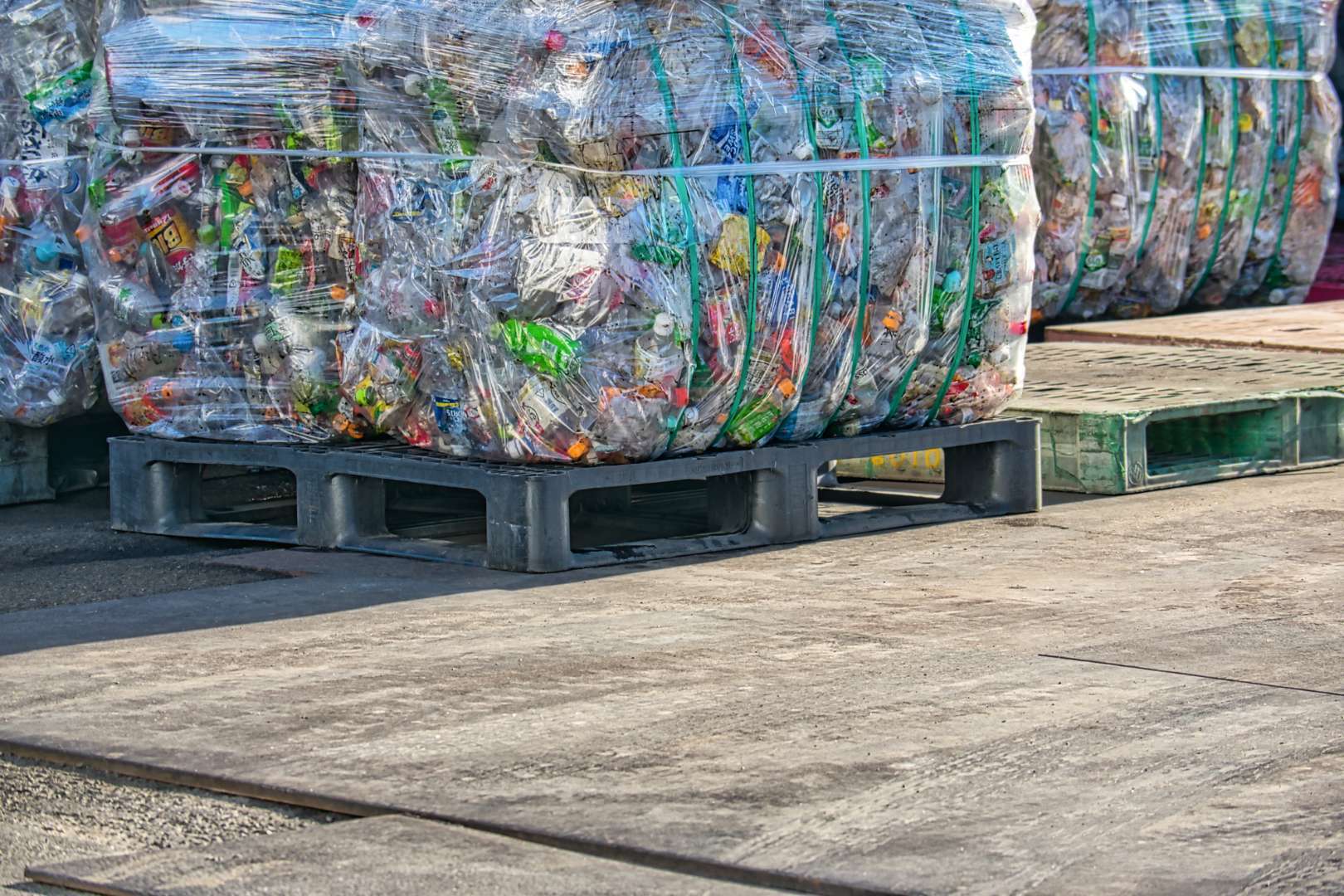 廃プラスチック 処分 – 一般廃棄物 プラスチック – LHJN