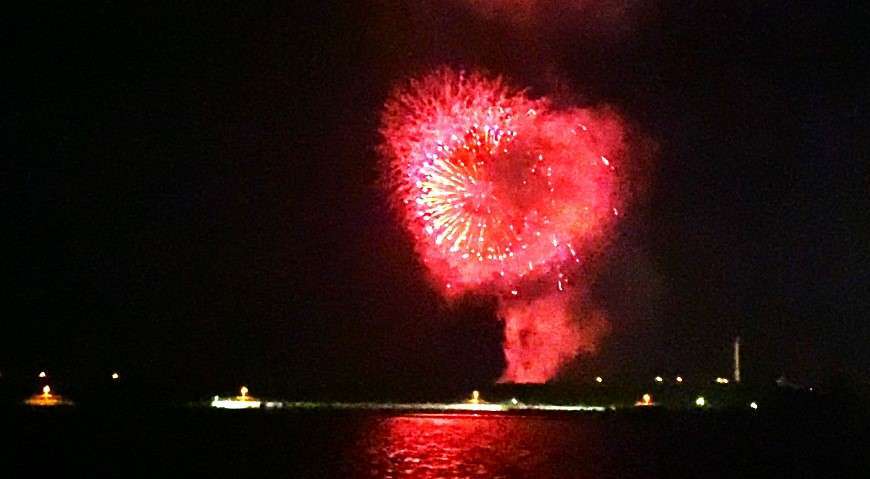 御前崎花火大会行ってきた 静岡県掛川市の太陽光発電 電気工事は株式会社refまで