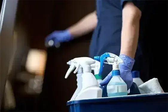 【現場監督/経験者歓迎】品質とチームを管理する、清掃のプロフェッショナル