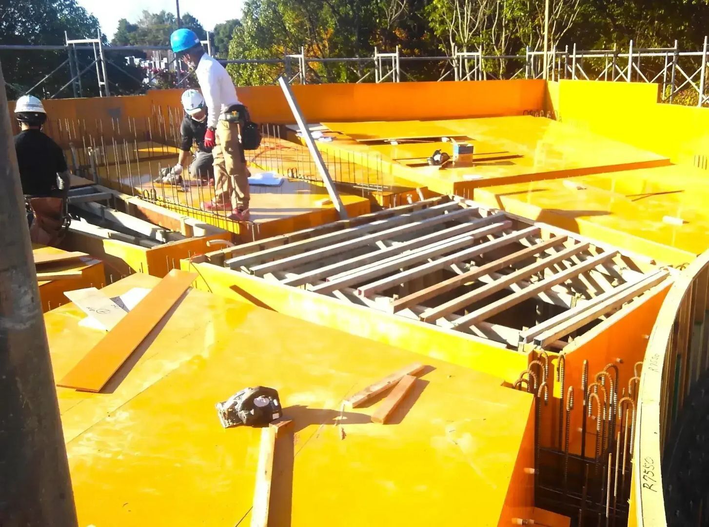 型枠解体の技術者募集！あなたの経験、即活かせます！