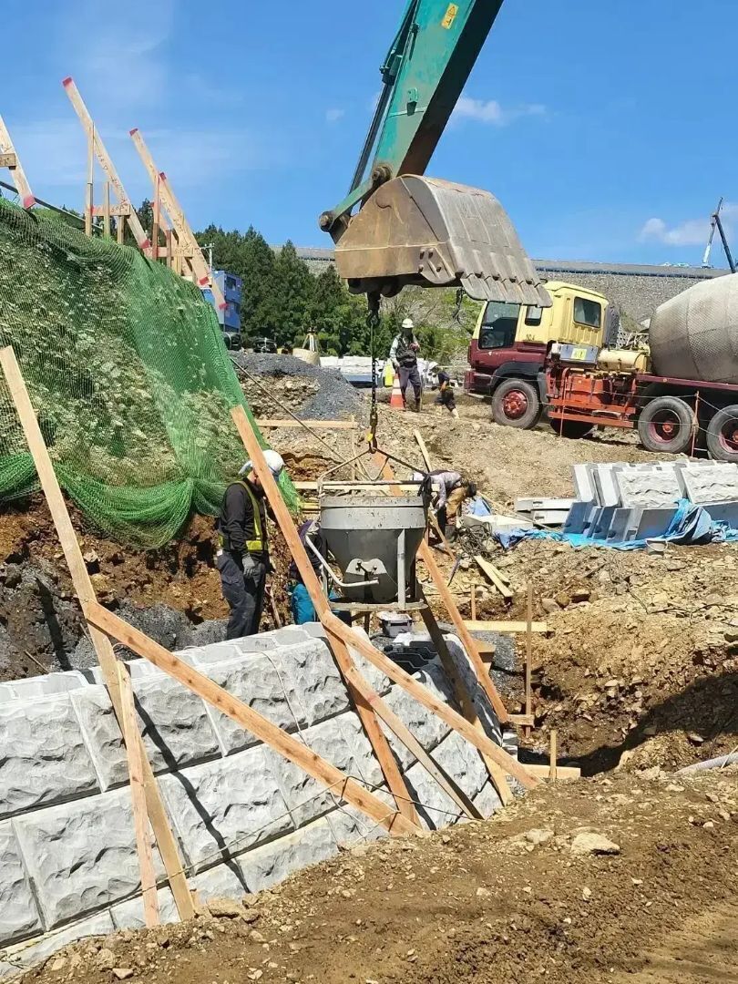 都市再開発も手掛ける【重機オペレーター】経験者月給46万可／資格取得全額支援／社宅あり／桐生市