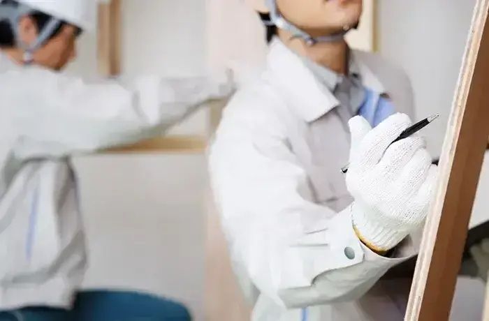 【経験者歓迎】「木と石」で建てる伝統工法。本物の家づくりを指揮する現場監督／月給30万／養父市