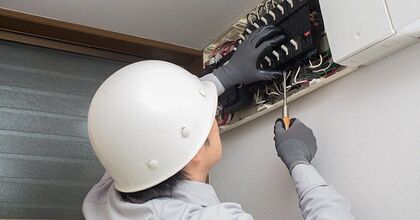 【月30万可】経験者歓迎｜強電・弱電まで操る電気工事士｜創業30年の安定企業｜千葉市
