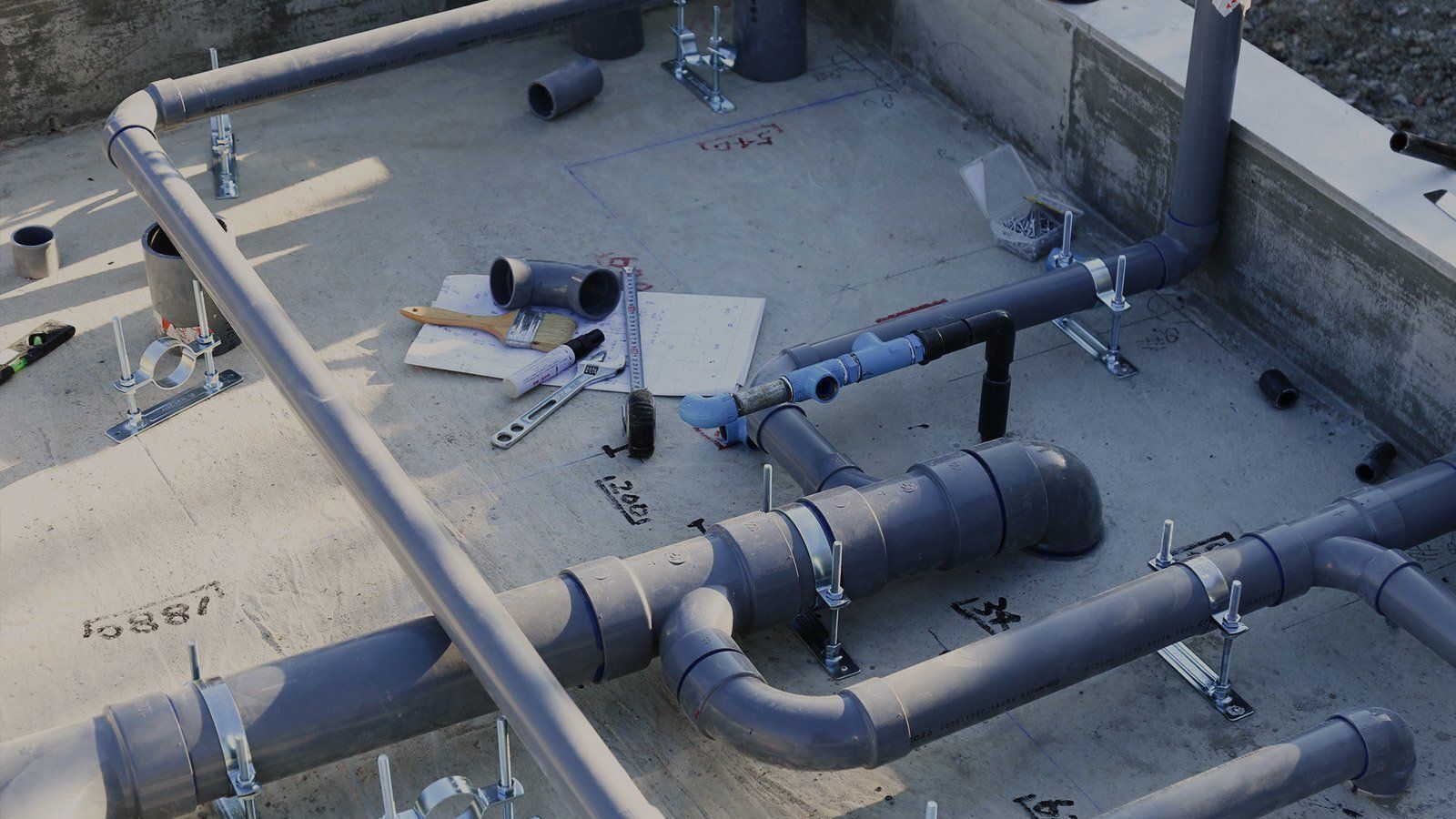 【賞与年2回】月給23万円～50万円　配管工事/配管作業スタッフ /配管工事スタッフ/経験者