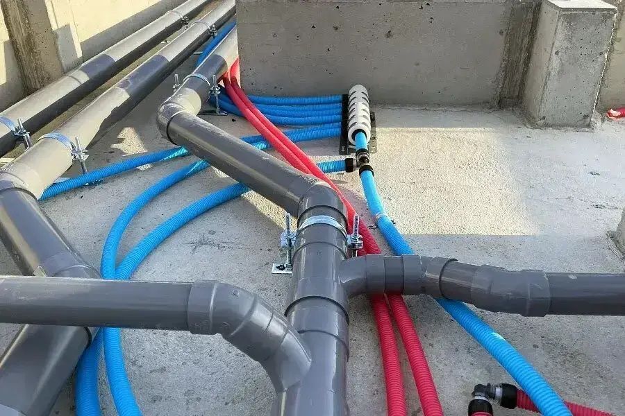 児玉郡美里町｜未経験から月収22万以上も可能！現場作業員募集。日給1万〜2万円＋賞与2回。実働7時間（休憩たっぷり120分）で無理なくスタート！「水×空気」の専門技術をゼロから伝授します。