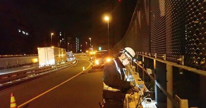 首都高の電気設備メンテナンス（正社員）｜月給29万〜35万｜早く終われば即帰宅OK（給与変動なし）｜資格手当・支援あり｜世田谷区用賀・府中市