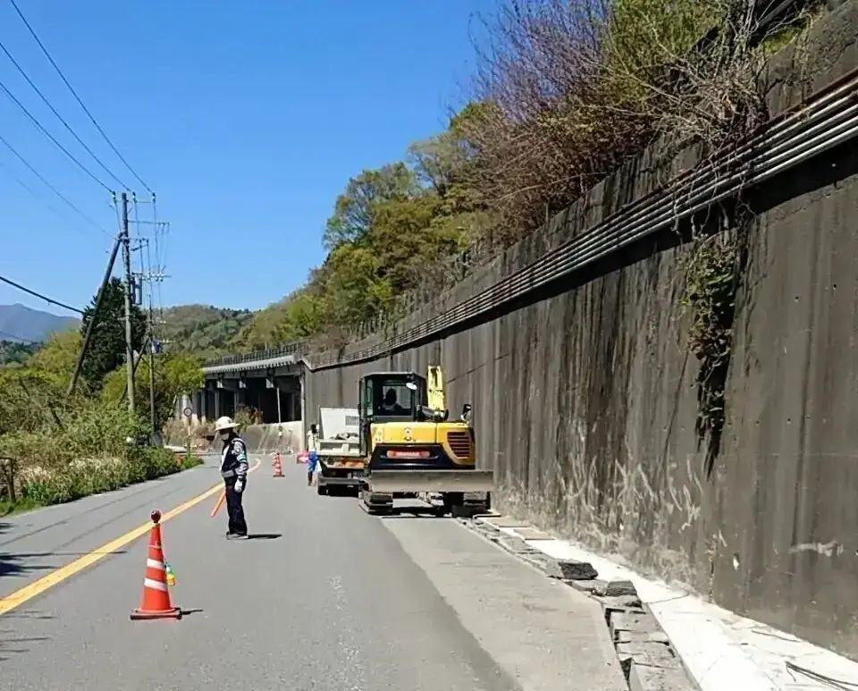 小山町｜未経験から施工管理へ！創業80年の老舗で正社員デビュー。日給9,000円〜1.8万円＋賞与
