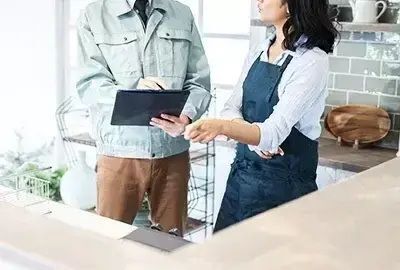 【日野/営業】未経験歓迎！月25万 / 手抜き一切なしの「正直なリフォーム営業」。全工程写真報告があるから / 自信を持って提案できる！