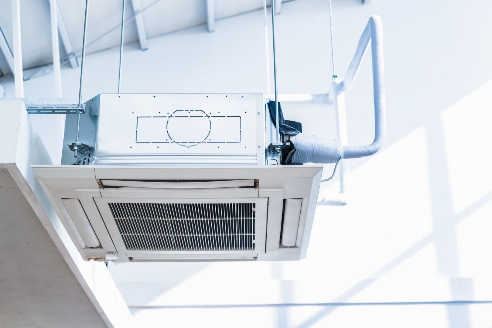 株式会社エミテック