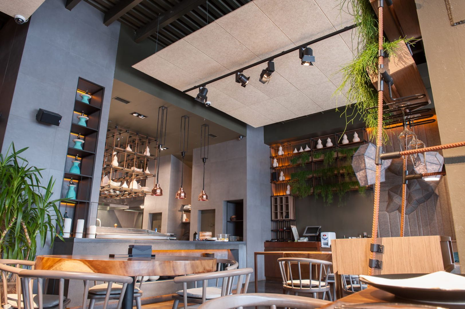 芝産業 株式会社