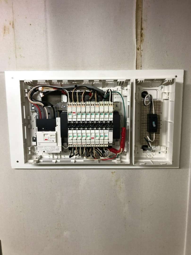 広島市中区 分電盤交換 | その他の施工事例 | 照明をはじめとする電気
