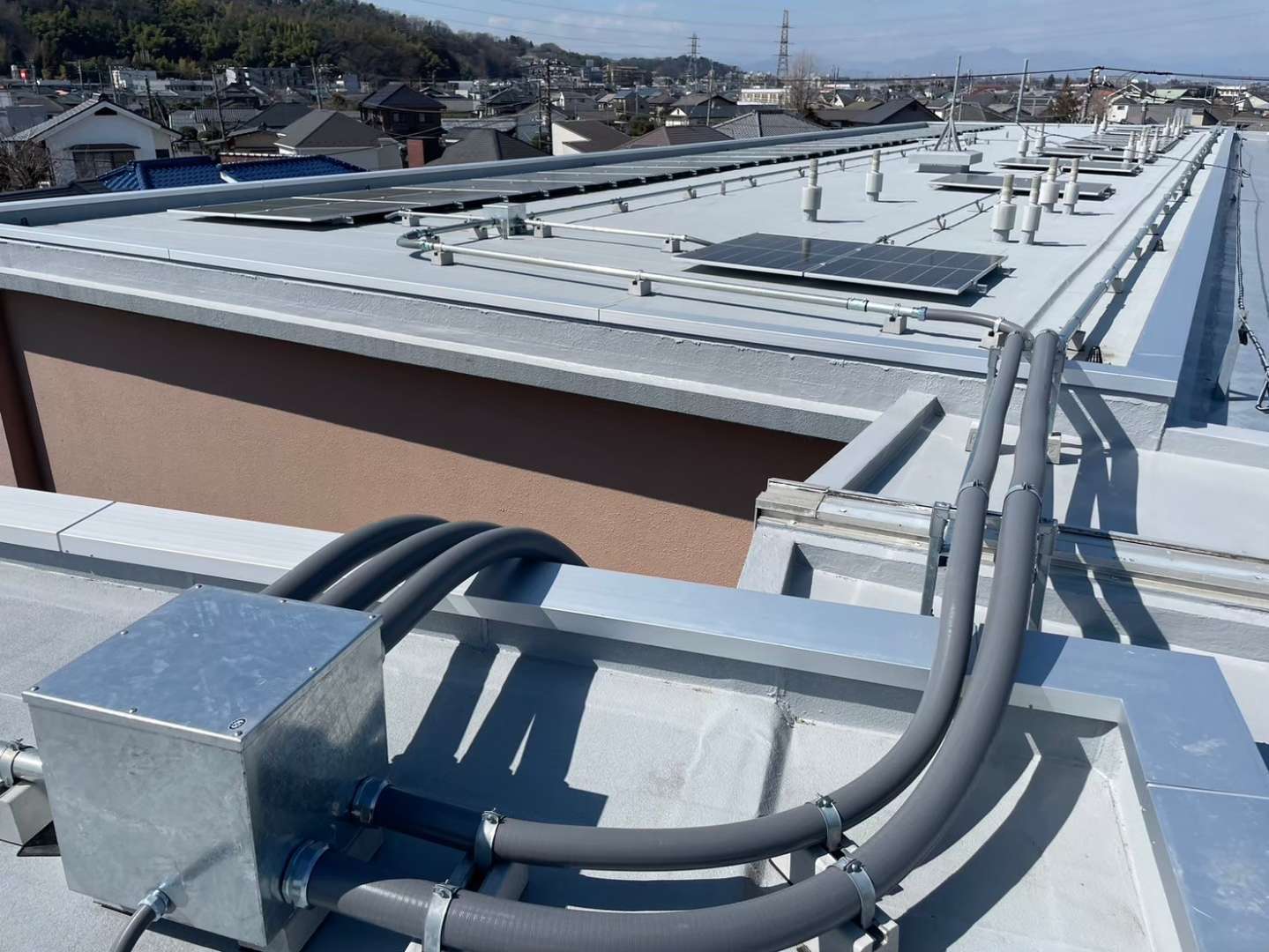 東京都日野市_都営住宅_太陽光発電設備工事 | 公共施設の施工事例 | 電気・通信工事なら神奈川県横浜市の株式会社シープラス