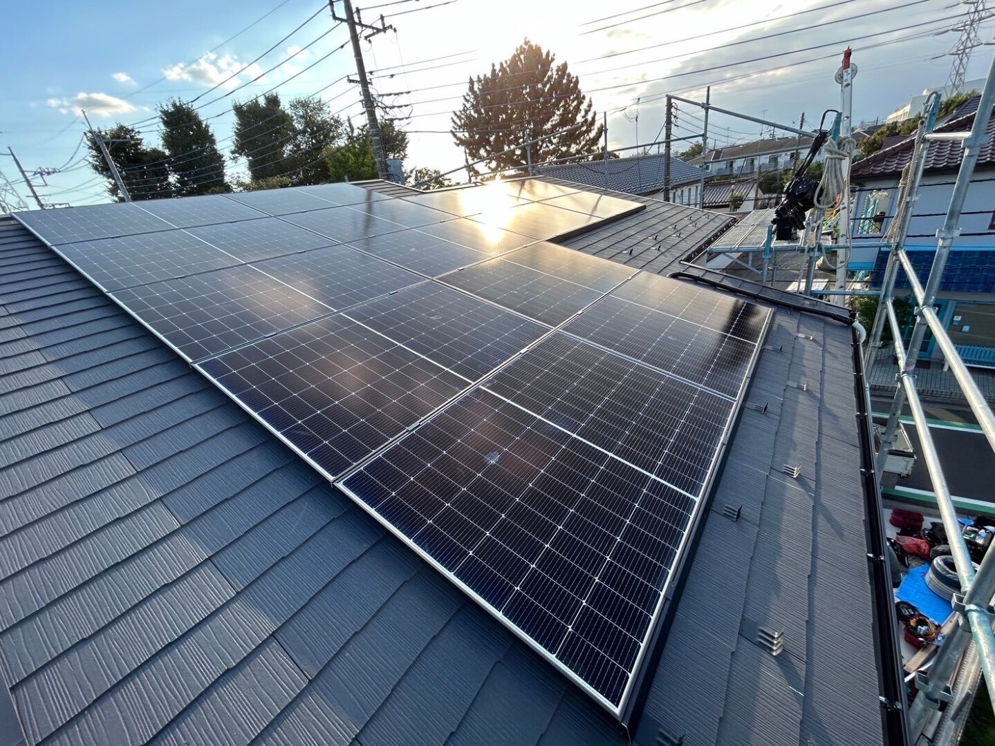 東京都足立区 太陽光パネル設置工事 | 戸建ての施工事例 | 株式会社BALOCKX