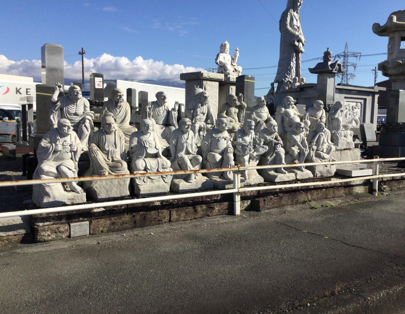 静岡県富士市 石像製作 完成品 | その他の施工事例 | 墓石・仏壇のこと