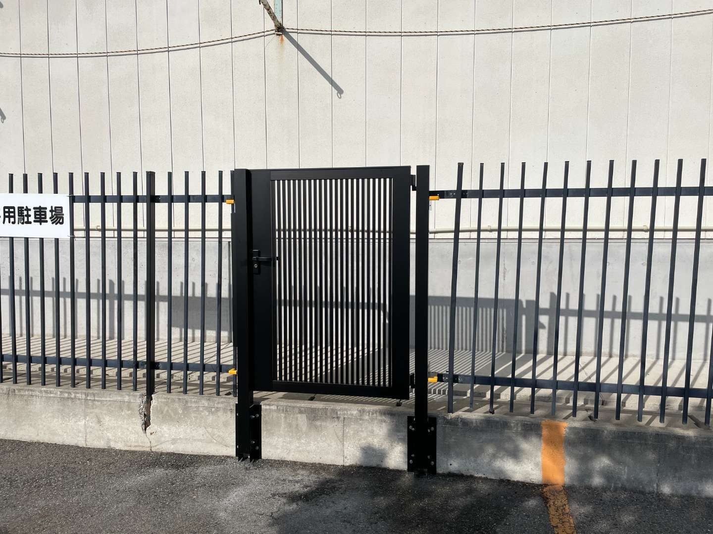 六甲アイランド社屋通用門設置工事 | オフィス・事務所の施工事例 | 大阪府大阪市の新築工事・リフォーム工事ならセリオ建設株式会社