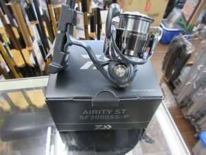 ｴｱﾘﾃｨ　ST　SF2000SS-P