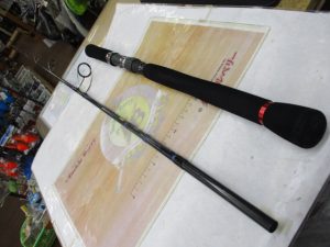 ﾀﾞｲﾜ「ﾌﾞﾗｽﾄ AR70S」入荷です。