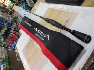 ｼﾏﾉ「18ﾎﾟｲｽﾞﾝｱﾄﾞﾚﾅ 266L」入荷です。