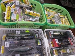 新入荷コーナーに中古ルアー補充しました♪