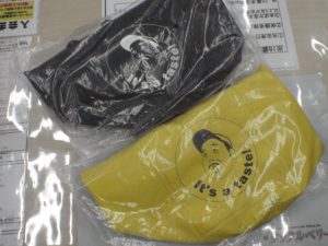 ★CCﾍﾞｲﾂｱｼﾞﾝｸﾞﾎﾟｰﾁ入荷★