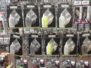 秋にピッタリなバスルアー入荷！