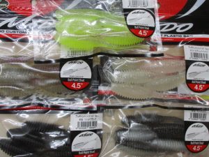 ブルポイントシャッド入荷！