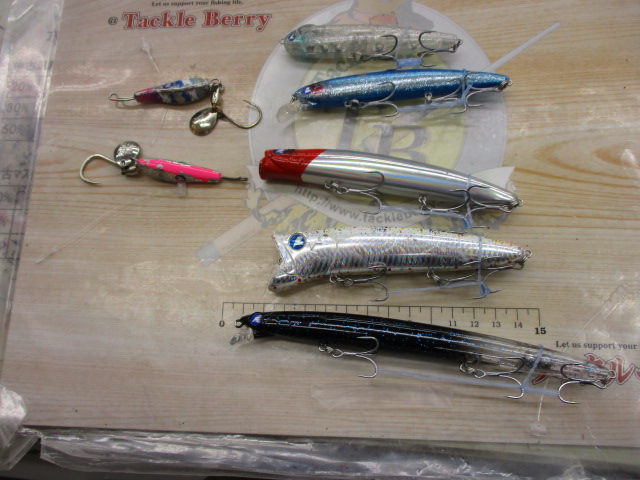 中古ルアー大量セット 100点以上 uczI7FYXT56u._UX660_TTW__.jpg