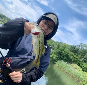 夏を感じる小バス釣り