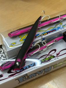 完全限定生産！邪道/ｴﾝｳﾞｨｰ105・125MAX爆釣ｶﾗｰ【ﾏｯﾄﾌﾞﾗｯｸﾋﾟﾝｸﾍﾞﾘｰ】