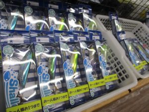 ﾌﾞﾙｰﾌﾞﾙｰ　ｼｬﾙﾀﾞｽ入荷しました♪