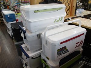 クーラーボックス