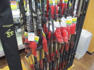 各種鯉竿、石鯛竿続々入荷中！！