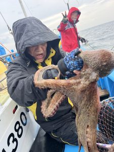 鹿島　船ヒラメ・マダコ釣果情報！！