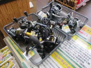 中古入荷情報&臨時休業について