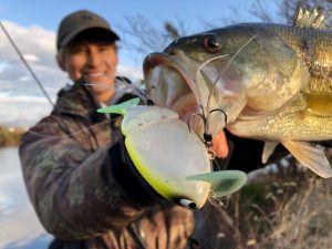 真冬でもふく魚（ダイワ）釣れてます！！