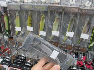 大人気バスルアー入荷しました！