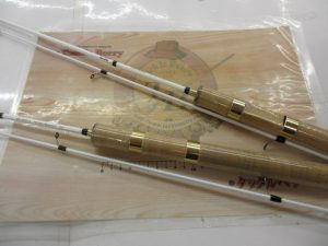 陰キャSP、大量鮎竿、大量粉餌!